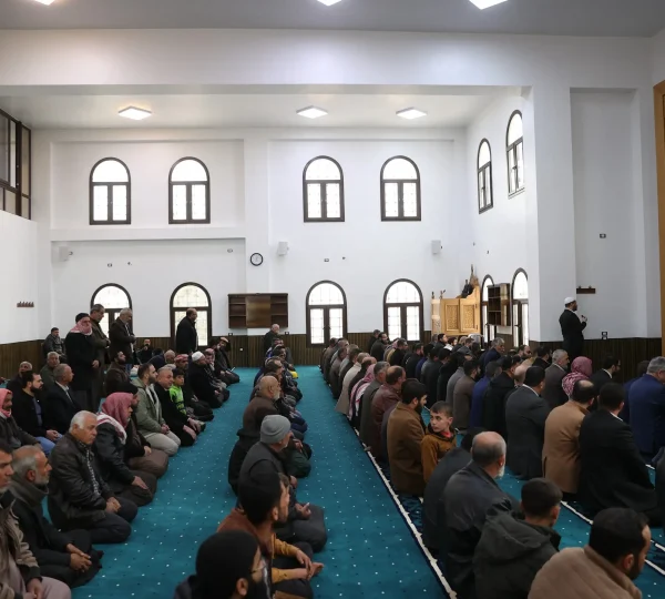 Ömer Bin Abdülaziz Camii